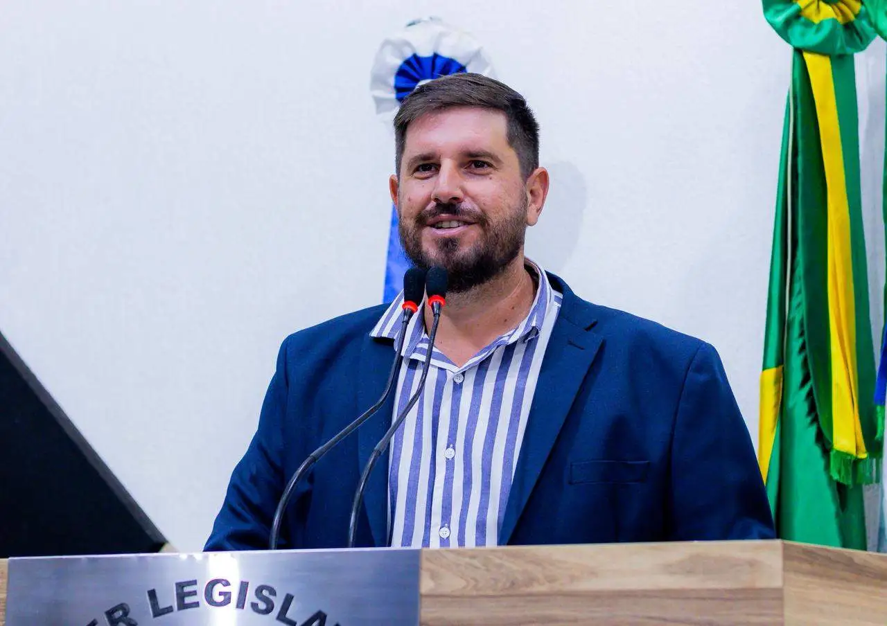Vereador Edson trabalha por concurso na educação e reformas nas escolas de São Gabriel do Oeste