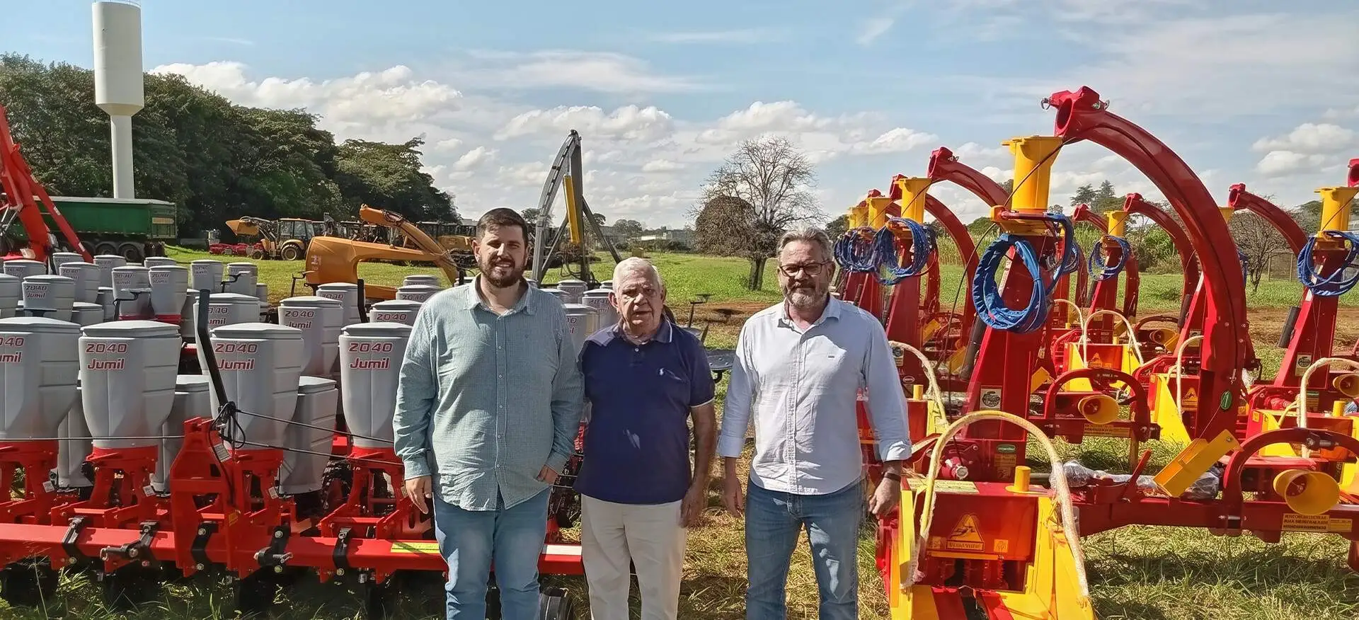 São Gabriel do Oeste participa de entrega de R$ 7,4 milhões destinados à agricultura familiar